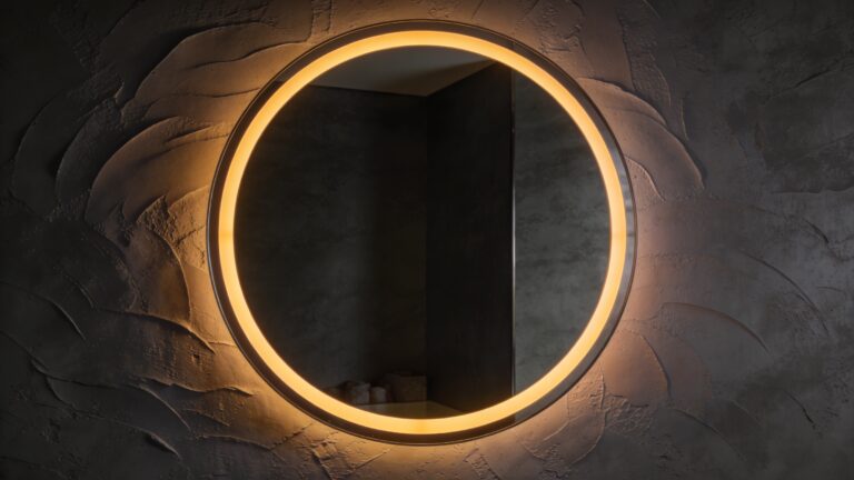 Smart Mirrors Integrating Technology into Daily Routines