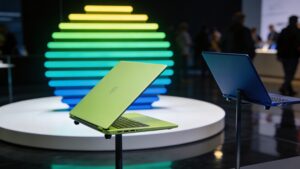 Apple MacBook Neo Sets New Standard for Laptop Repairability