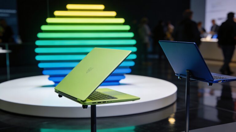 Apple MacBook Neo Sets New Standard for Laptop Repairability