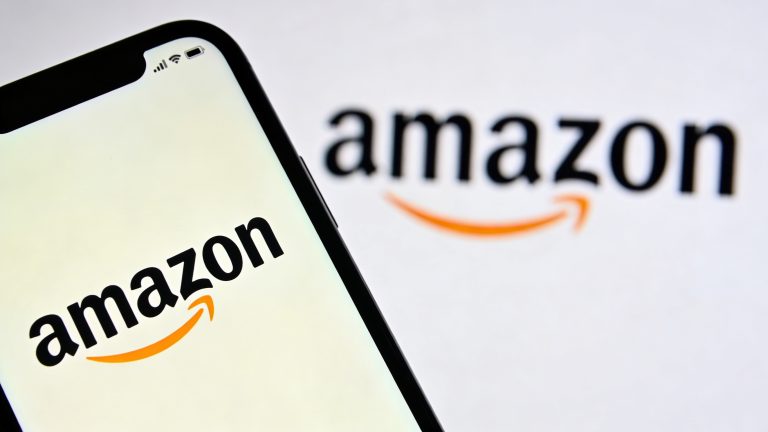Amazon Eyes New Smartphone Venture Over Decade After Fire Phone